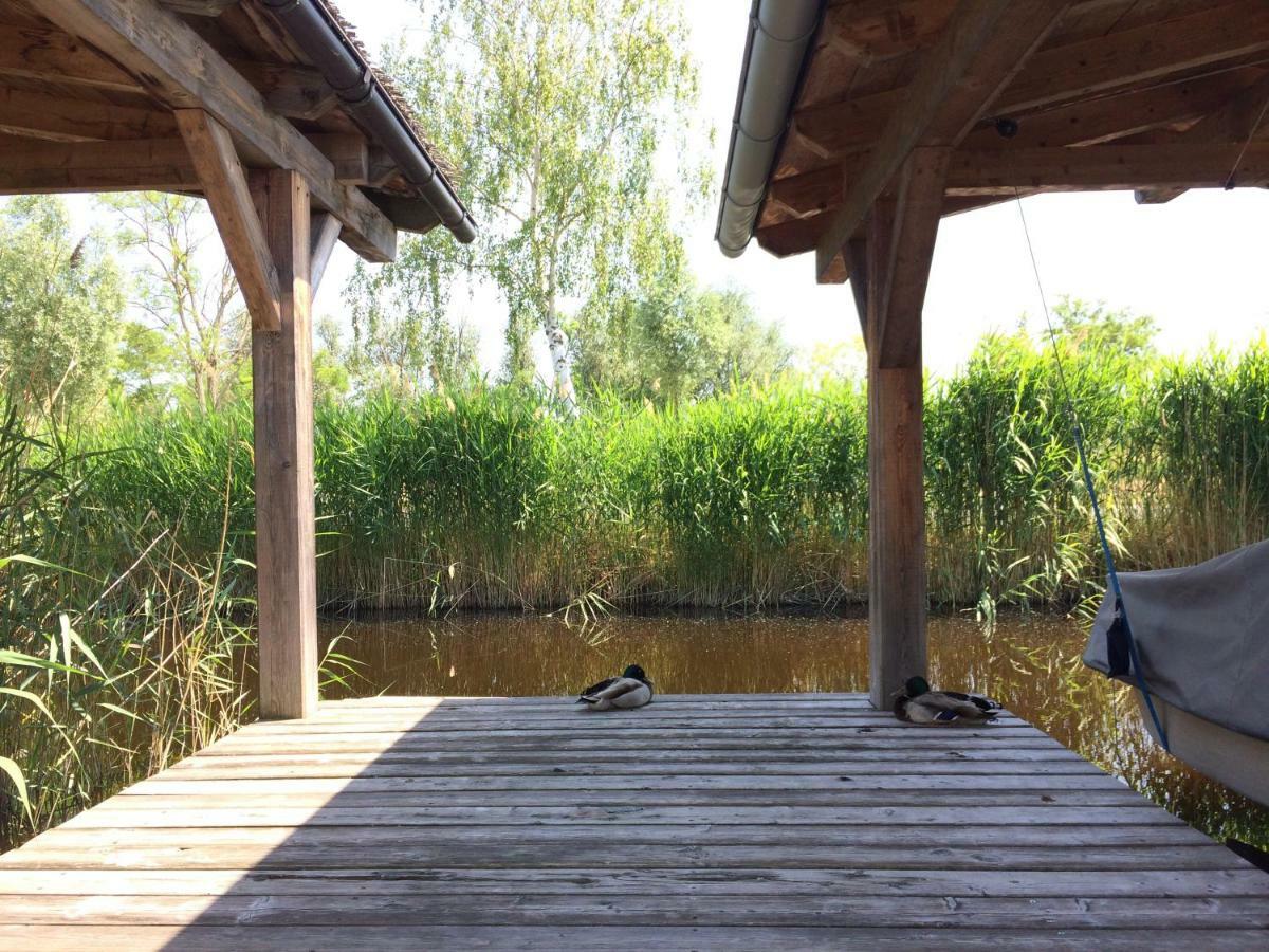 Pfahlbau In Weiden Am See Exteriér fotografie